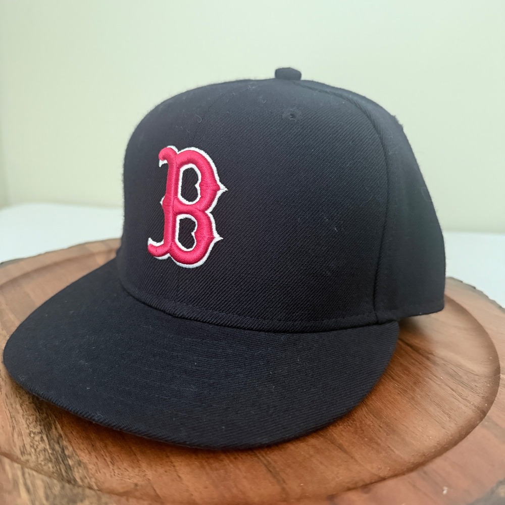 New Era 59FIFTY Boston Red Sox Hat Kids 6 3/4 Black Fitted Baseball Cap MLB